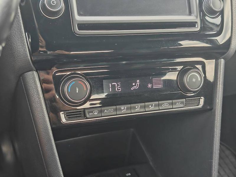 Volkswagen Polo GTI 1,8 TSI 141 kW 6MP 1,8 TSI - fotka 17 z 23