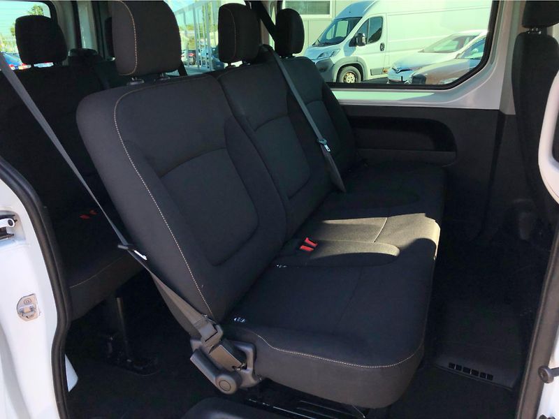 Renault Trafic 1,6 dCi 8 míst - fotka 12 z 28