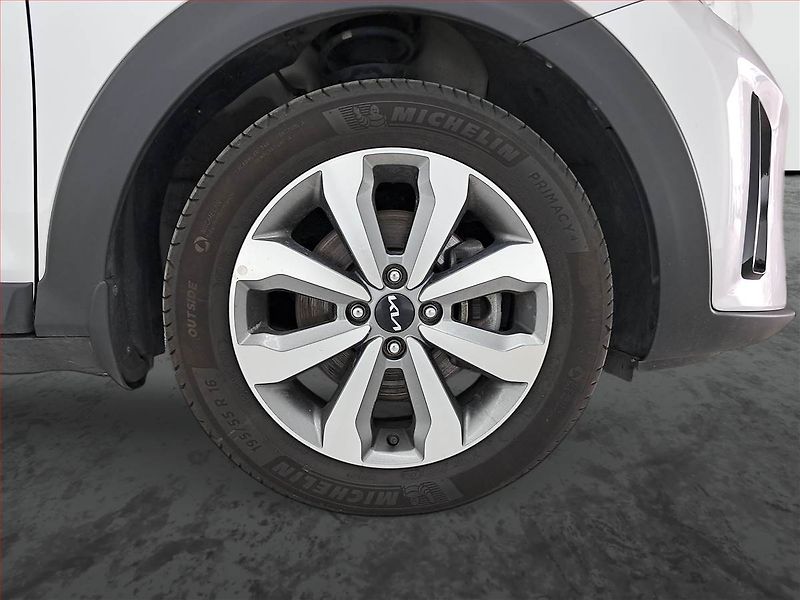 Kia Stonic (2023) Exclusive 1.0 T-GDI, EXCLUSIVE - fotka 15 z 26
