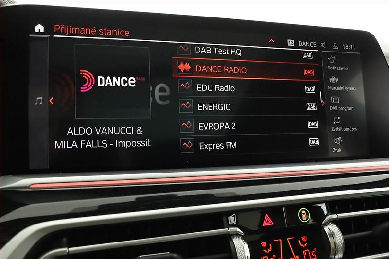 BMW X7 (2022) xDrive40d - fotka 9 z 30