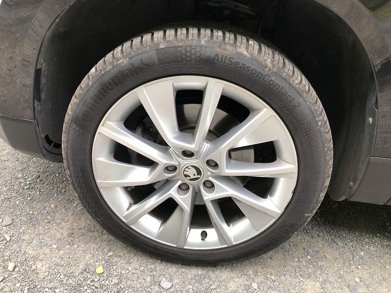 Škoda Karoq (2018) 1.5 TSI DSG STYLE - 140 000KM - fotka 10 z 18
