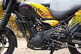 Royal Enfield (2026) Guerrilla 450 YELLOW RIBBON - náhled 14