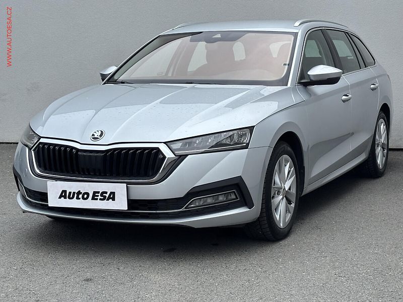 Škoda Octavia (2021) 2.0 TDi, 1.maj,ČR, Style - fotka 3 z 20