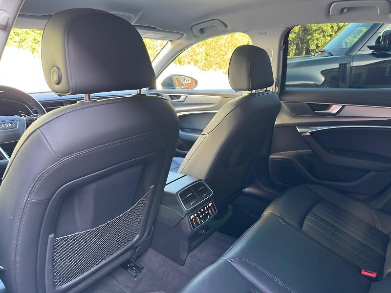 Audi A6 45TFSi-195KW-4x4-NEZAV-TAŽNÉ - fotka 28 z 32