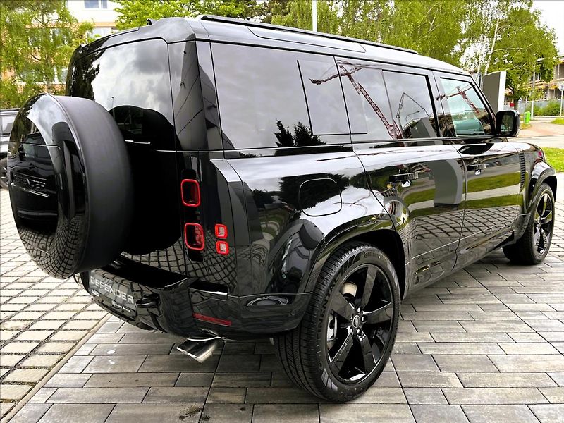 Land Rover Defender (2026) 110 V8 P425 X-DYNAMIC HSE - fotka 9 z 36