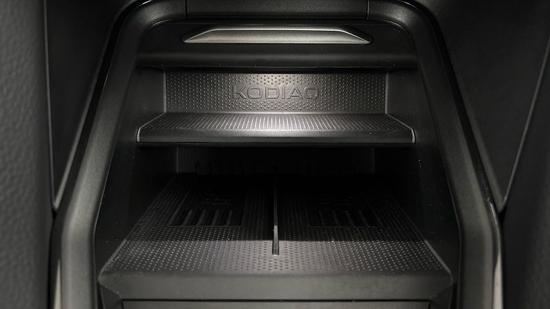 Škoda Kodiaq 2.0 TDI DSG 4x4 Exclusive Sele - fotka 27 z 35