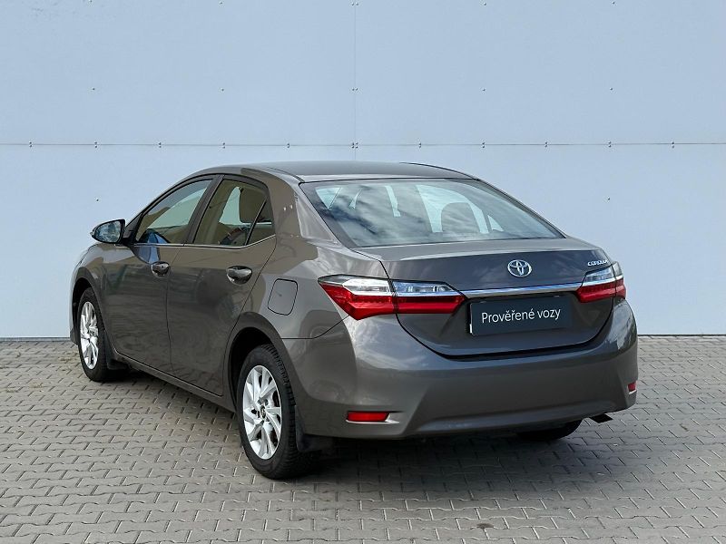 Toyota Corolla 1.6 VVT-i Active LED TREND+ - fotka 7 z 28