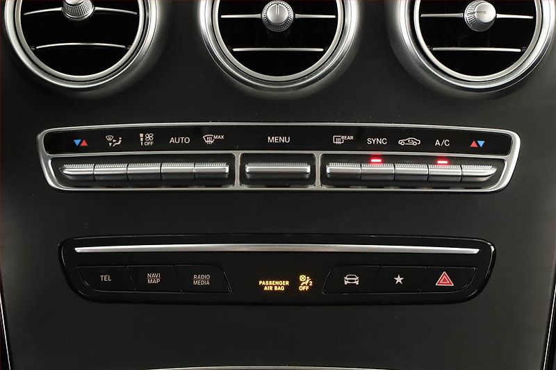 Mercedes-Benz GLC (2020) Avantgarde 220 d 4MATIC - fotka 15 z 21