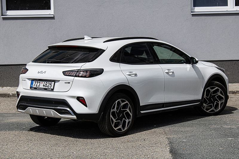 Kia Ceed - fotka 5 z 39