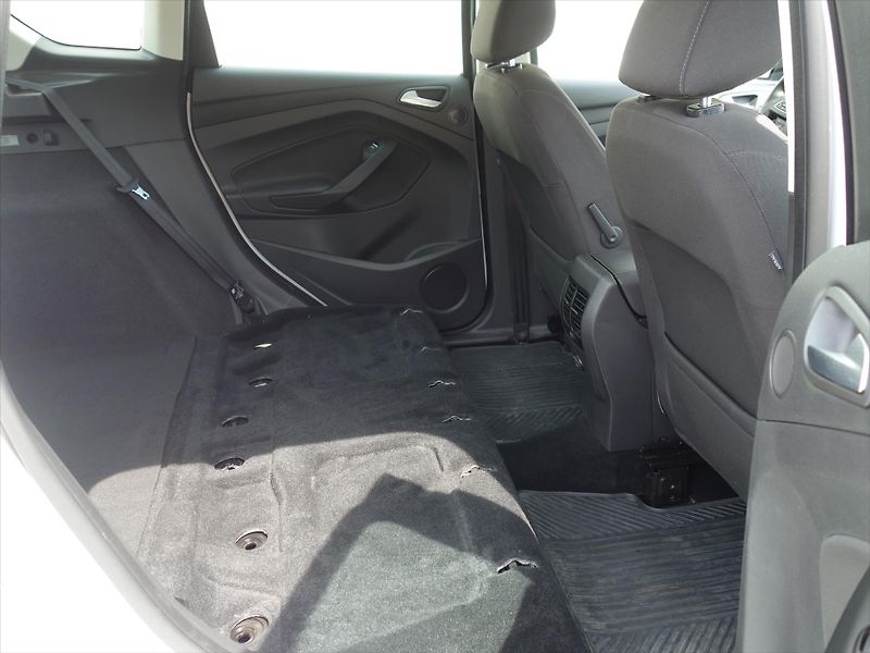 Ford C-MAX 1,5 TDCi 88kW Titanium ČR  Tit - fotka 13 z 25
