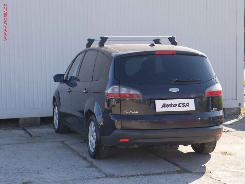 Ford S-MAX (2008) 2.0TDCi, AC, park.čidla - fotka 6 z 16