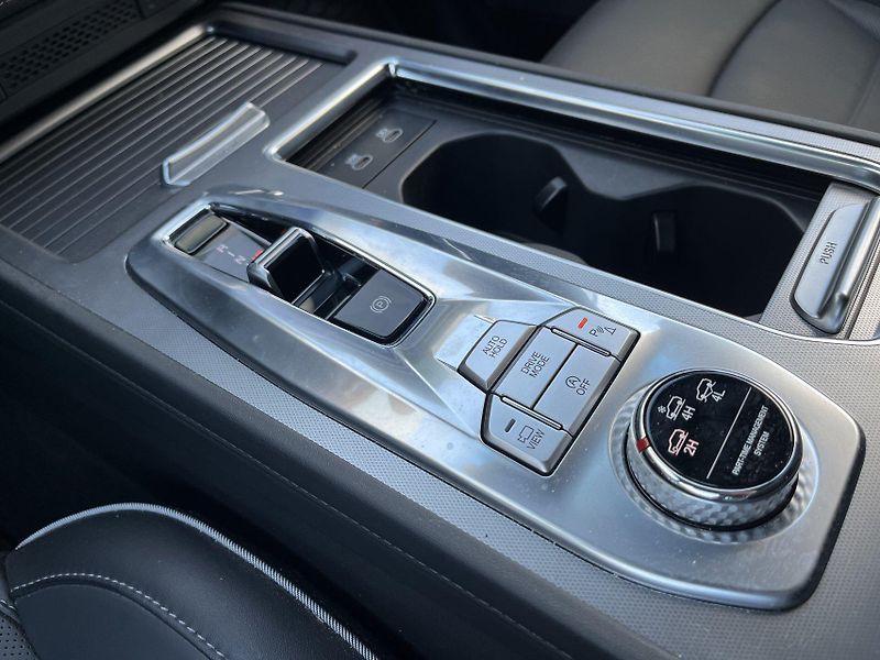 KGM Rexton (2025) 2.2 e-XDI Premium, 4x4, 7 míst - fotka 16 z 17