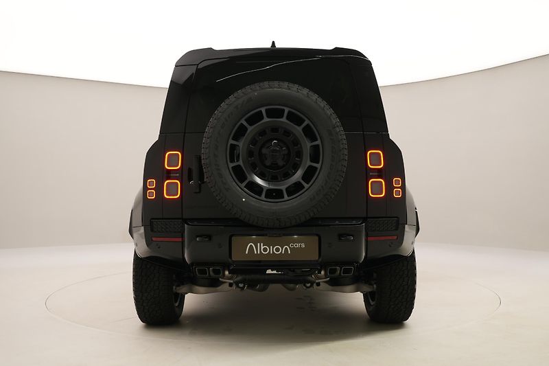 Land Rover Defender (2026) OCTA BLACK AWD AUT - fotka 11 z 79