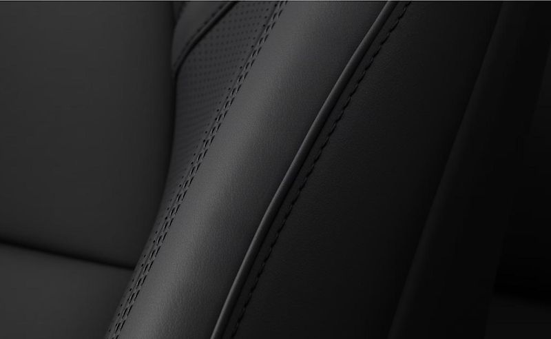 Volvo XC90 (2026) BLACK EDITION B5 AWD ULTRA - fotka 17 z 17