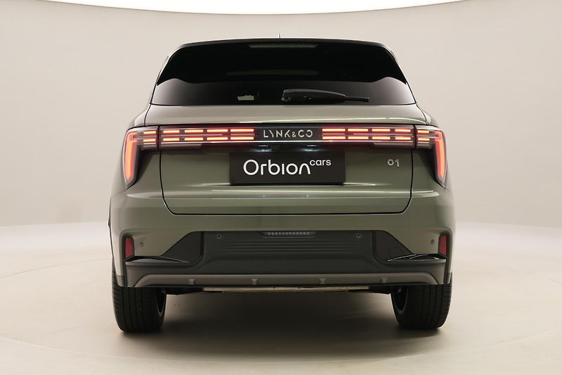 Lynk & Co 01 MORE PHEV AUT CZ 1.maj - fotka 10 z 95