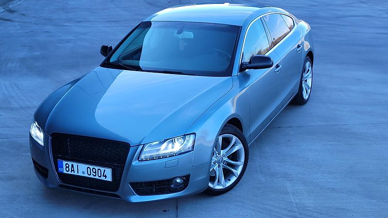 Audi A5 3,0 TDI QUATTRO 176 KW - fotka 23 z 24
