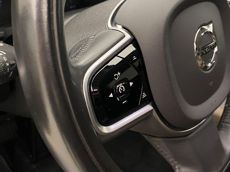 Volvo V90 CC D5 AWD INSCRIPTION AUT CZ - fotka 19 z 51
