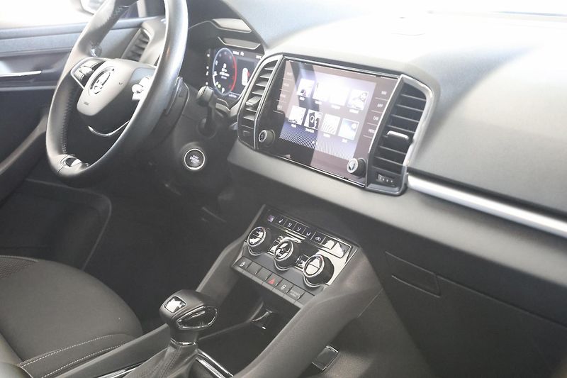 Škoda Karoq (2023) 2.0TDI DSG LED Navi Display  - fotka 18 z 32