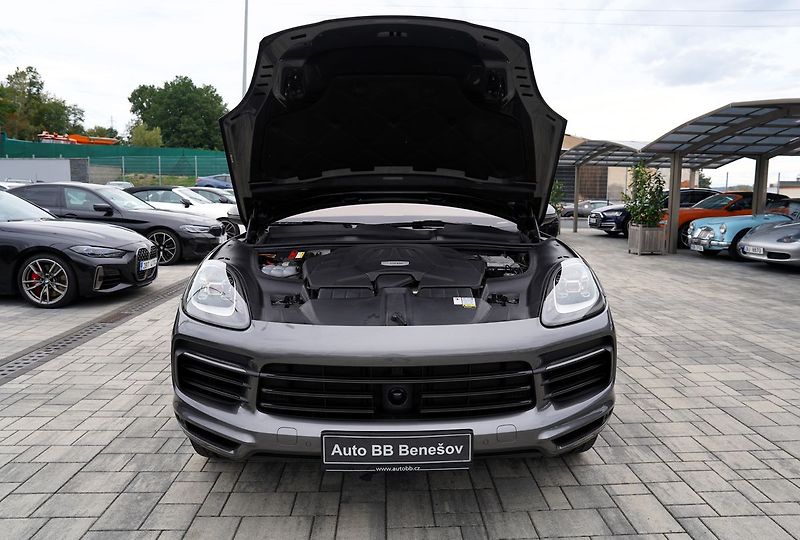 Porsche Cayenne 3.0 V6 Coupé/ČR/1.maj./340Ps - fotka 9 z 47