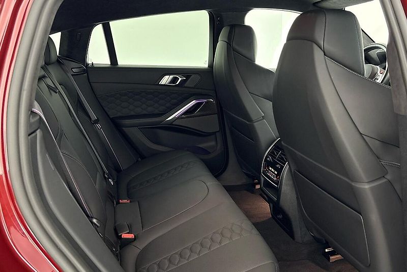 BMW X6 M - fotka 13 z 29
