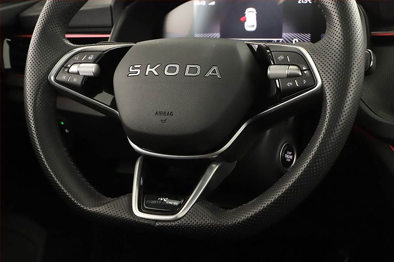 Škoda Kamiq (2025) 1.0 TSI, MONTE CARLO, AUTOMAT - fotka 8 z 20