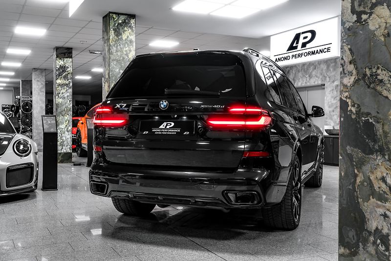 BMW X7 40D PANORAMA/M PAKET/HUD - fotka 5 z 23