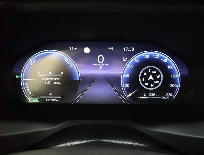 Toyota RAV4 (2023) 2.5 Hybrid - fotka 11 z 25