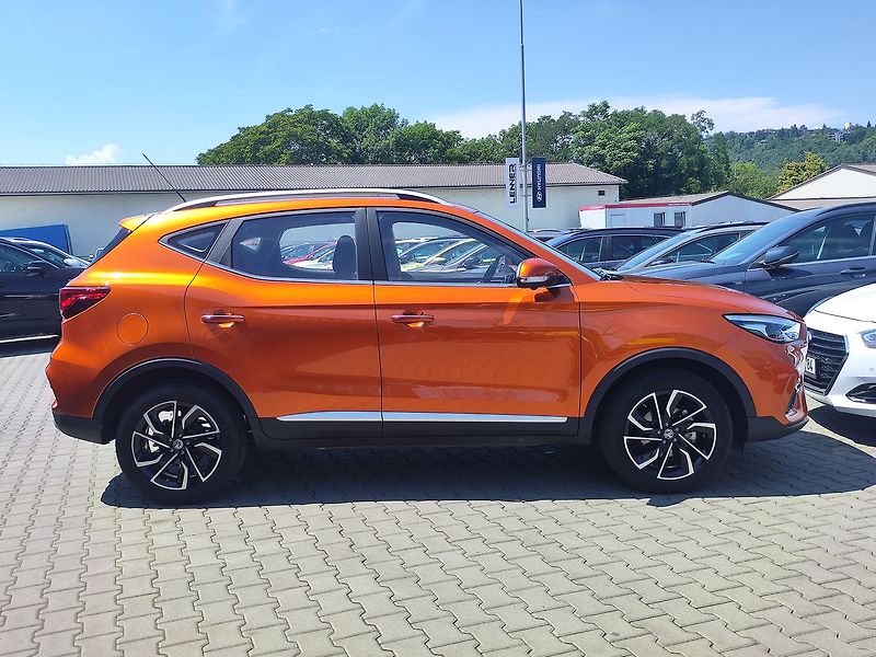 MG ZS 1.5i/78kW Emotion Plus - fotka 4 z 32
