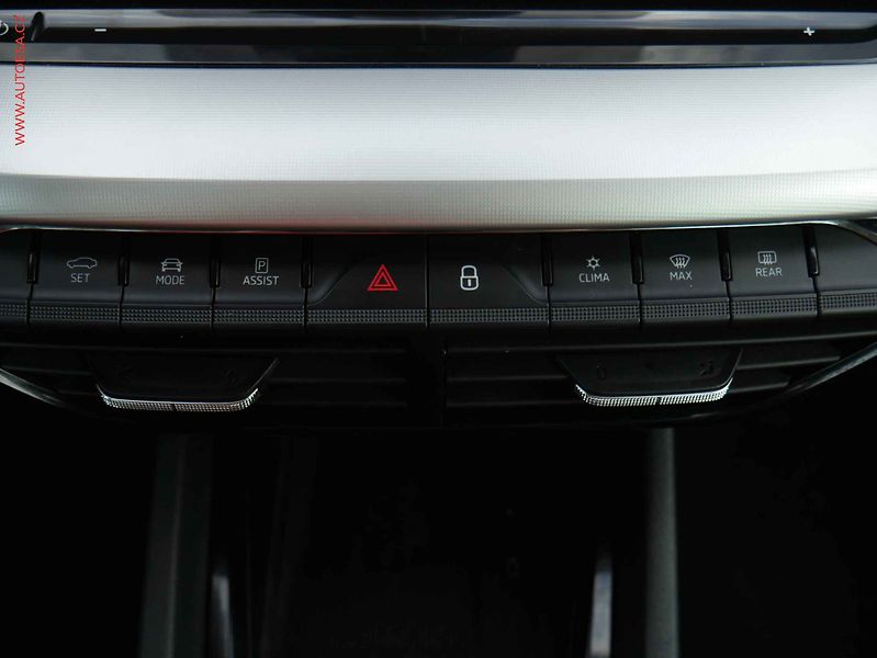 Škoda Octavia (2020) 1.5 TSi, Ambition, LED, navi - fotka 18 z 19