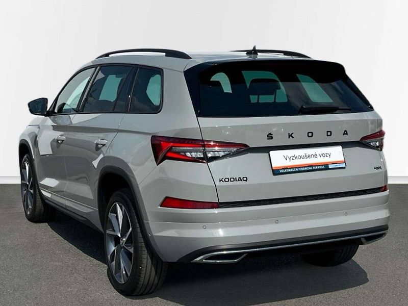 Škoda Kodiaq (2024) 2.0 TDI Sportline Exclusive 4x - fotka 9 z 20