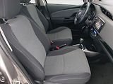Toyota Yaris (2015) 1.5 Hybrid, Automat - náhled 9