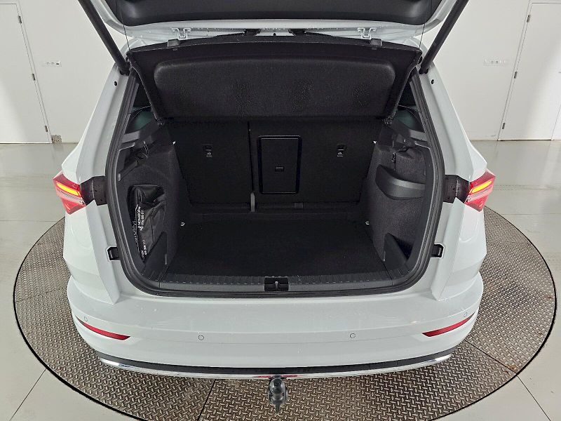 Škoda Karoq (2025) 1.5TSi 110kW DSG SPORTLINE TAŽ - fotka 31 z 35