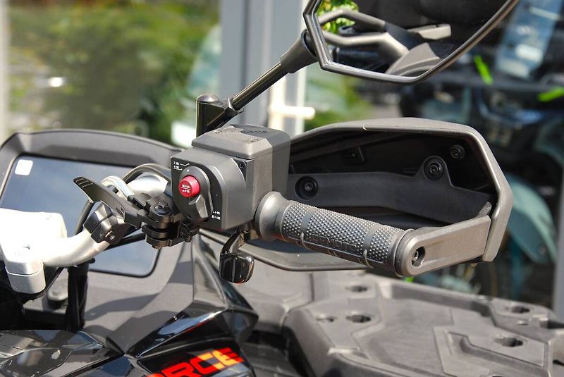 CFMOTO Gladiator X1000 (2026) G3 Premium BLACK - fotka 15 z 25