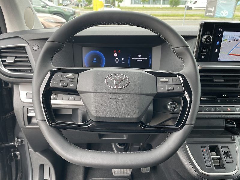 Toyota ProAce Verso 2.0 8AT L2 VIP 7S ODBĚR 3/2026 - fotka 16 z 30