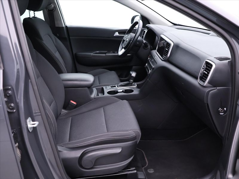 Kia Sportage 1,6 CRDI 100kW TOP Aut. DPH CZ - fotka 12 z 34