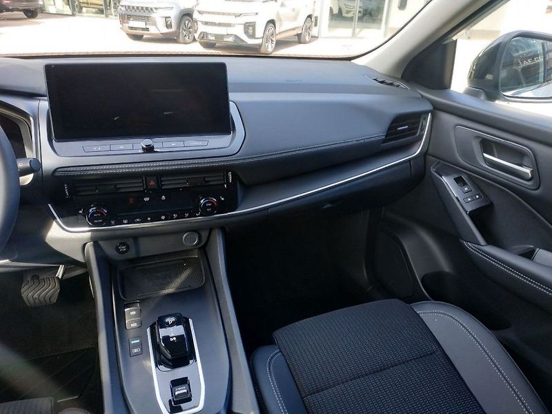 Nissan Qashqai ePOWER 205k 2WD, SKLADEM - fotka 14 z 28