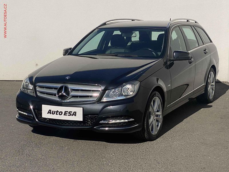 Mercedes-Benz Třídy C (2012) 1.8 i C180, Avantgarde - fotka 3 z 19