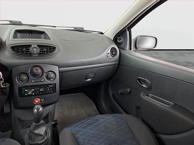 Renault Clio (2008) 1.2 16V , Serv.kniha, po STK - fotka 8 z 13