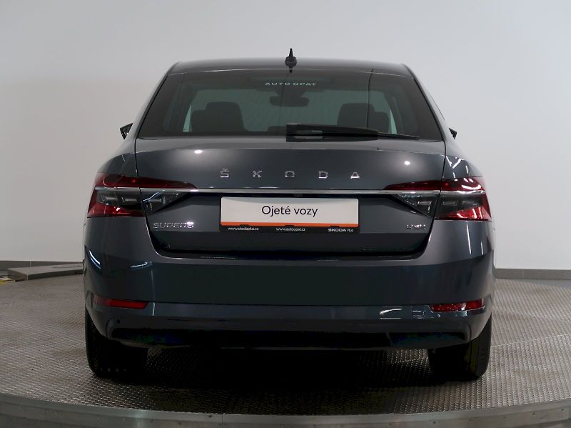 Škoda Superb (2019) STYLE 2.0TDI 140KW 4x4 DSG LED - fotka 9 z 47