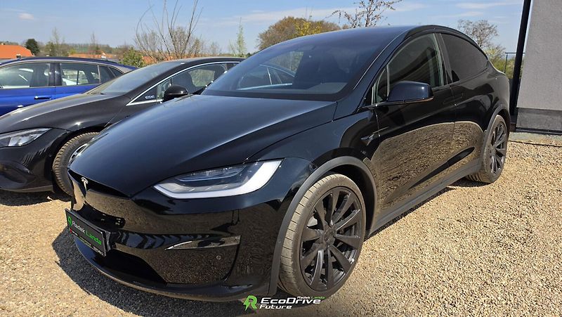 Tesla Model X (2023) Plaid 1020 koní, Tažné 2 250kg - fotka 7 z 12