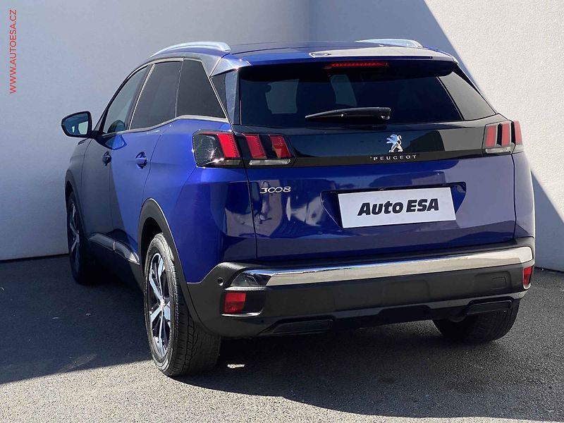 Peugeot 3008 (2017) 1.2 PT, Allure, AT, TZ - fotka 6 z 19