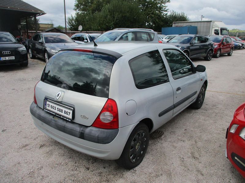 Renault Express (2002) Clio 1,2 VAN - fotka 3 z 7