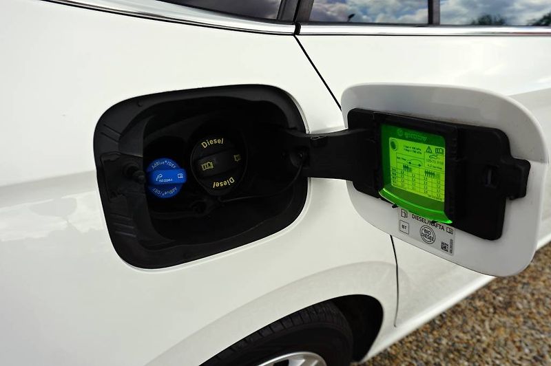 Škoda Scala (2019) STYLE PLUS 1,6 TDI 85 kW - fotka 15 z 30