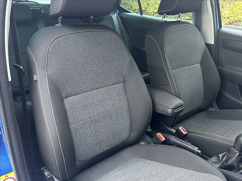 Škoda Fabia 1,0 MPI 75PS  Soleil - fotka 17 z 55