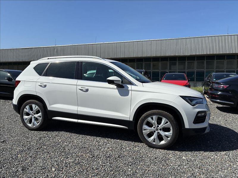 Seat Ateca 2,0 TDI 4X4 TAŽNÉ WEBASTO - fotka 6 z 33