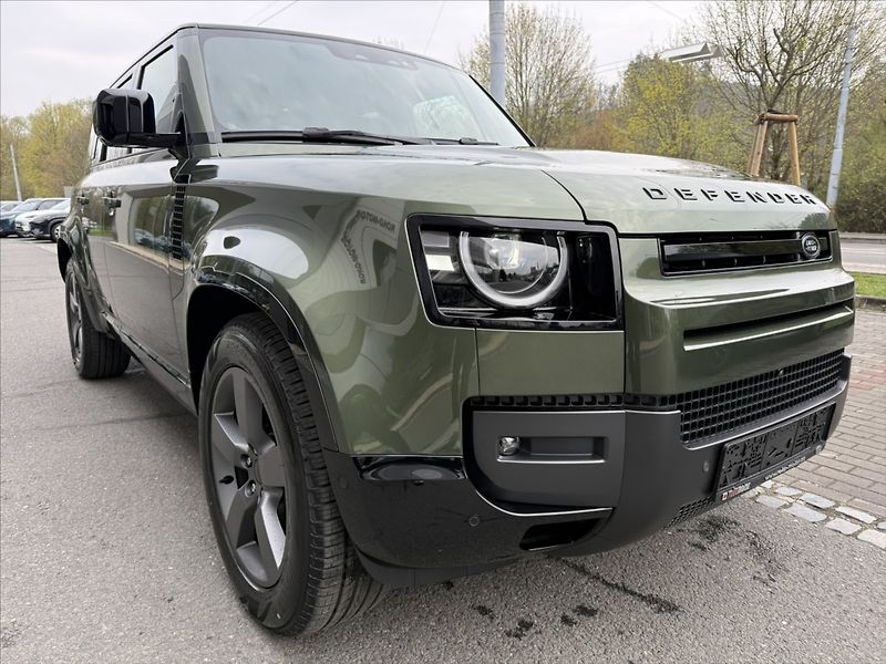 Land Rover Defender (2026) 3,0 110 DYNAMIC SE D250 - fotka 5 z 36