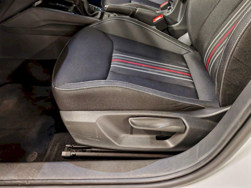 Škoda Kamiq (2025) 1.5 TSI 110 kW DSG Monte Carlo - fotka 22 z 29