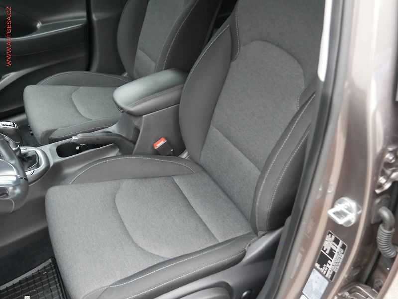 Hyundai i30 (2022) 1.5T-GDi, 2.maj,ČR, servis - fotka 9 z 16