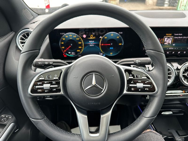 Mercedes-Benz EQA (2023) 250 69,7 kWh - fotka 21 z 29