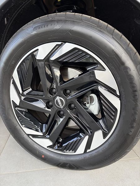 Nissan Qashqai (2026) 1,3 116kW 2WD AT CCS karta!!! - fotka 12 z 12